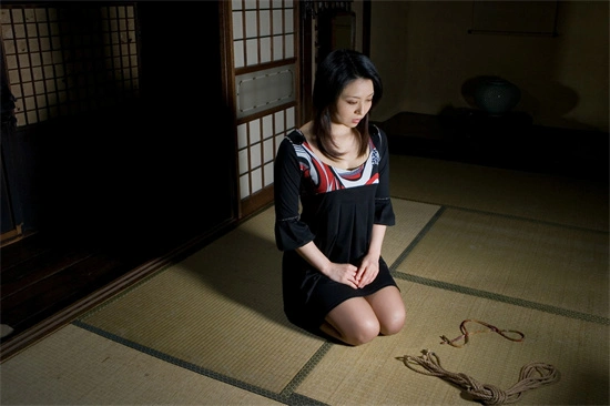 “BDSM入圈全攻略：如何找到属于你的支配与臣服” 一