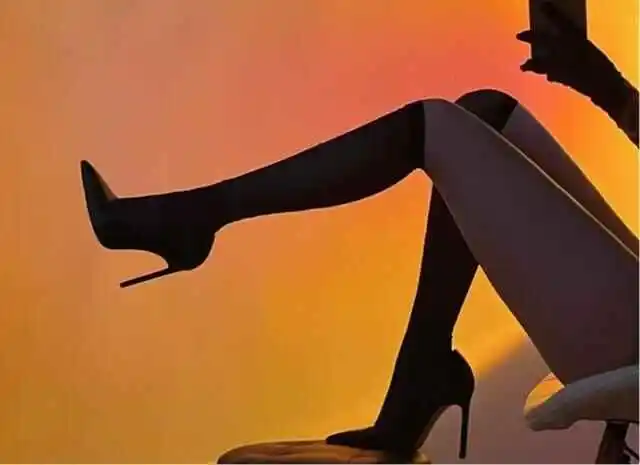 我的女王与鞭打的秘密 一