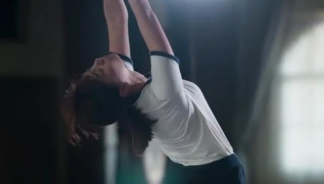 brat属性是什么？了解这一独特倾向的魅力与禁忌 一