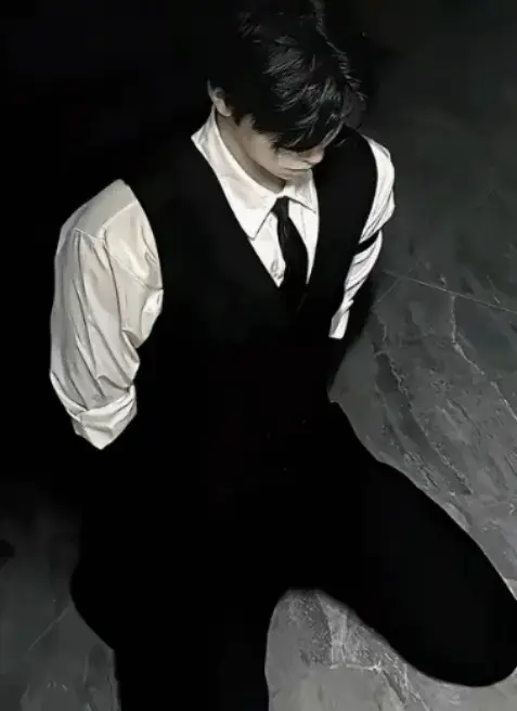 “SM世界”-探索亚文化中的欲望与界限！ 一