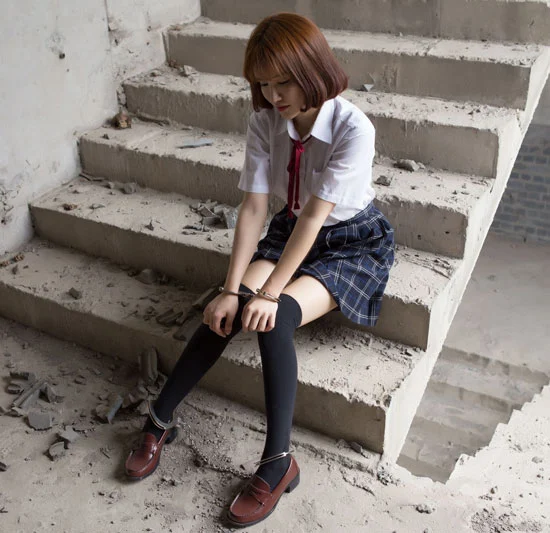 如何与女王建立深厚的信任关系 一